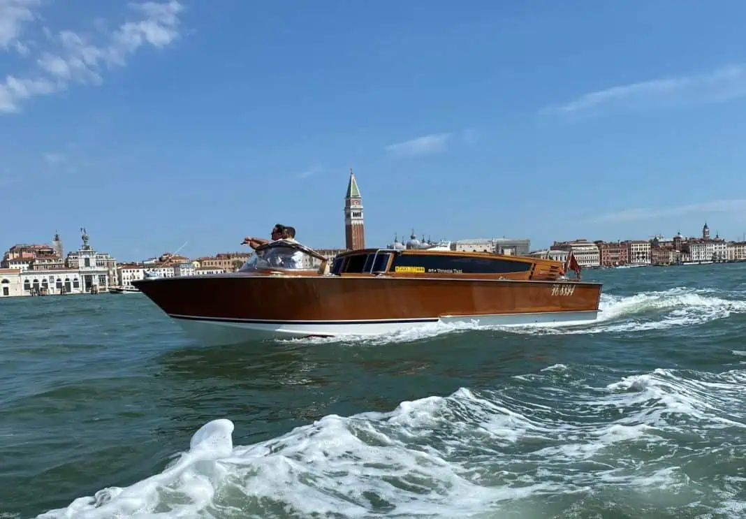 FIRST YANMAR POWERED VENETIAN TAXI BOAT