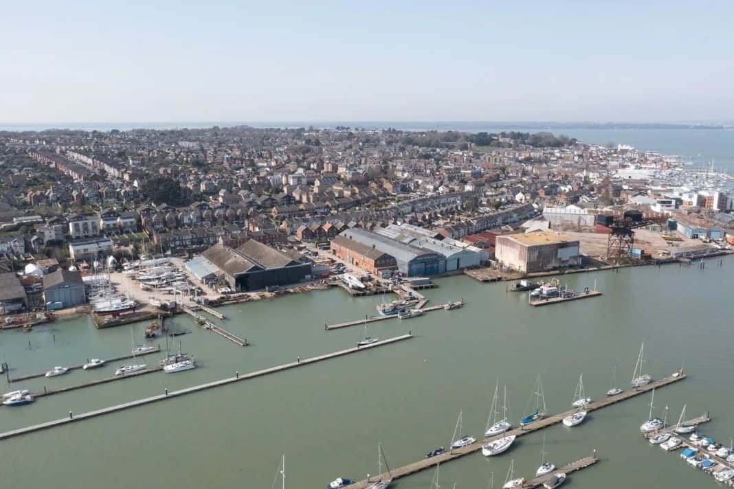 Diverse Marine secure freehold of Medina Yard, Cowes