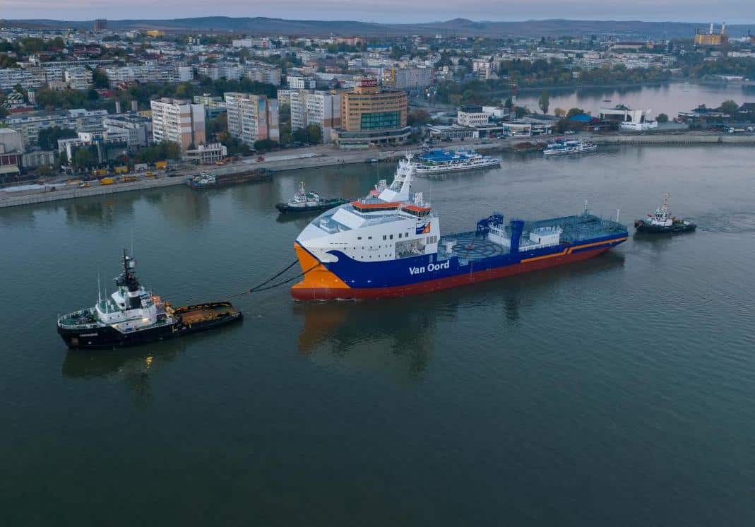 Van Oord’s new cable-laying vessel