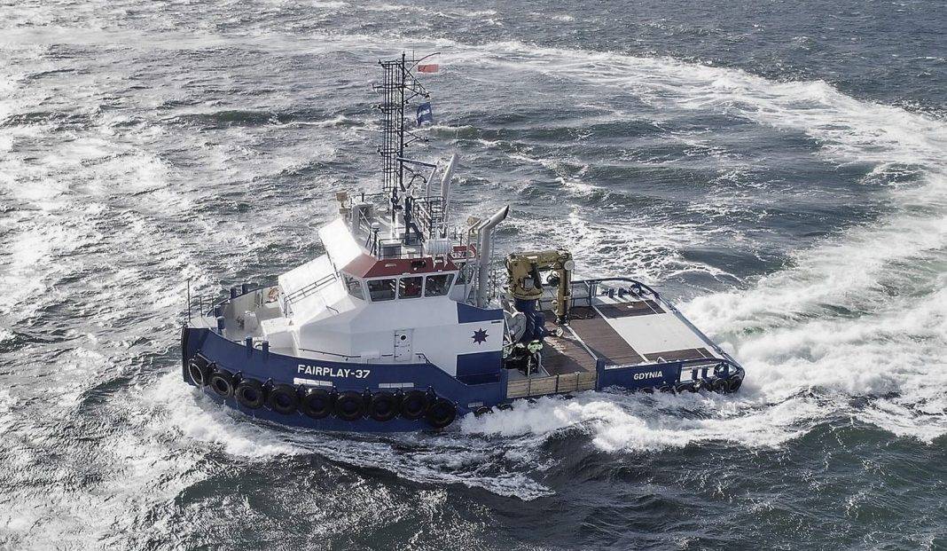 Damen Shoalbuster 2711 ICE delivered to Fairplay Towage Polska