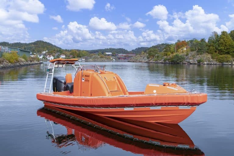 THE WORLD’S FIRST ELECTRICAL RESCUE BOAT
