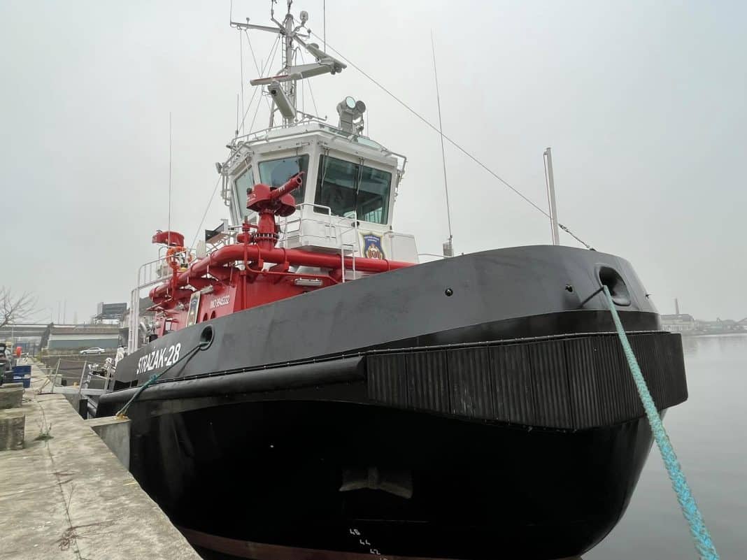 a new fire vessel built at the Remontowa Shipbuilding SA shipyard in Gdańsk for the Szczecin and Świnoujście Seaports Authority SA.