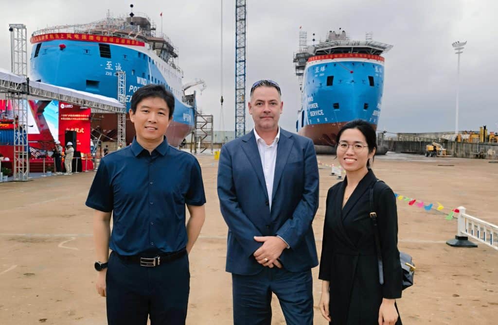 Ulstein's site manager at ZPMC Enwang Liu, managing director Johannes Røren and Sales & Marketing Director Lucy Lu in Ulstein Marine Systems at the launch ceremony.