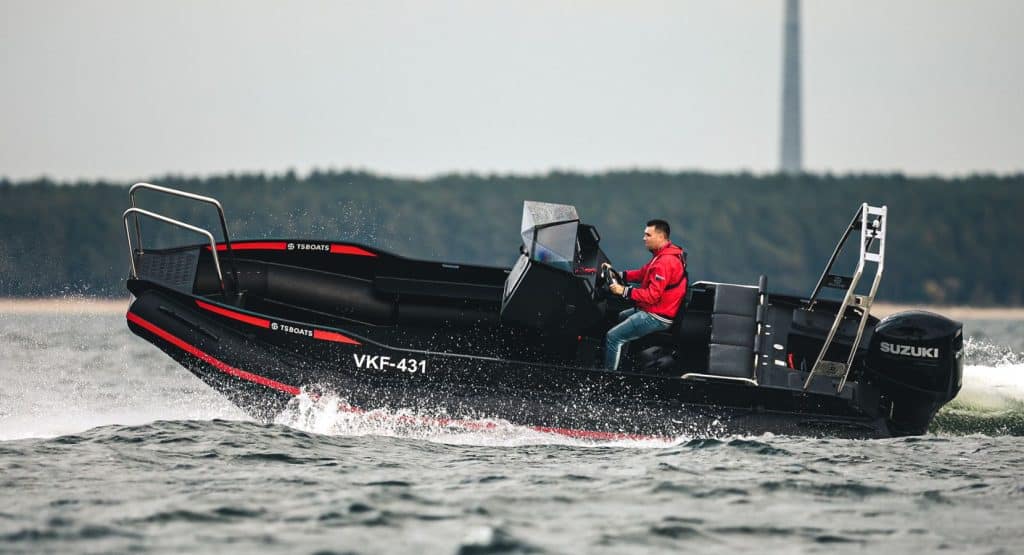 Tsboats HEPE Professional Line series have a more complex hull design than all other TS Boats boat series.