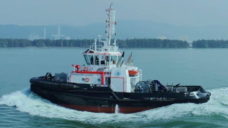 50th RAmparts 3200-CL Tug delivered by Cheoy Lee Shipyards