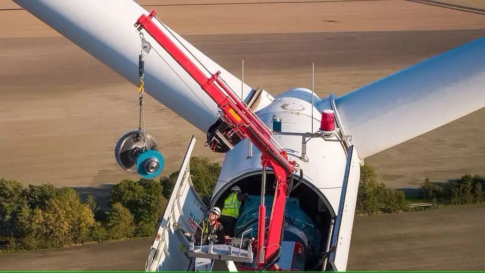 Special Projects Our engineers will work closely with you to design a crane that not only meets your specific requirements, but also includes all the optional features and accessories you need to get the job done right. Contact us today to learn more.