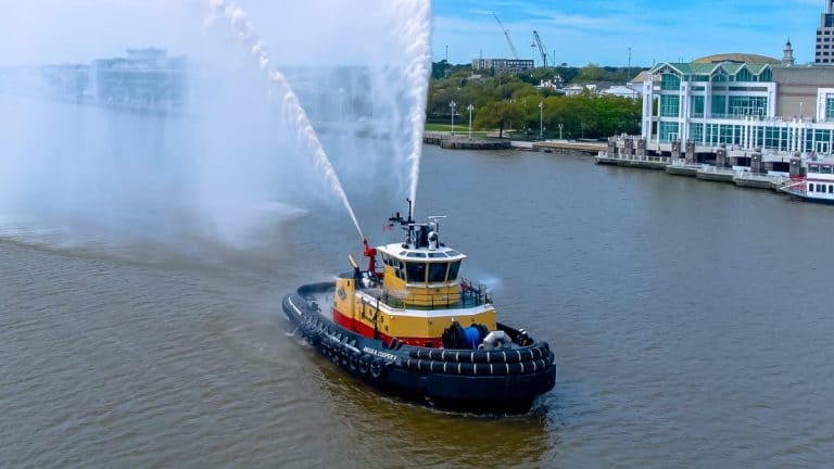 Crescent Towing Adds New Tier 4 azimuthing drives ( Z-Drive) Tugboat