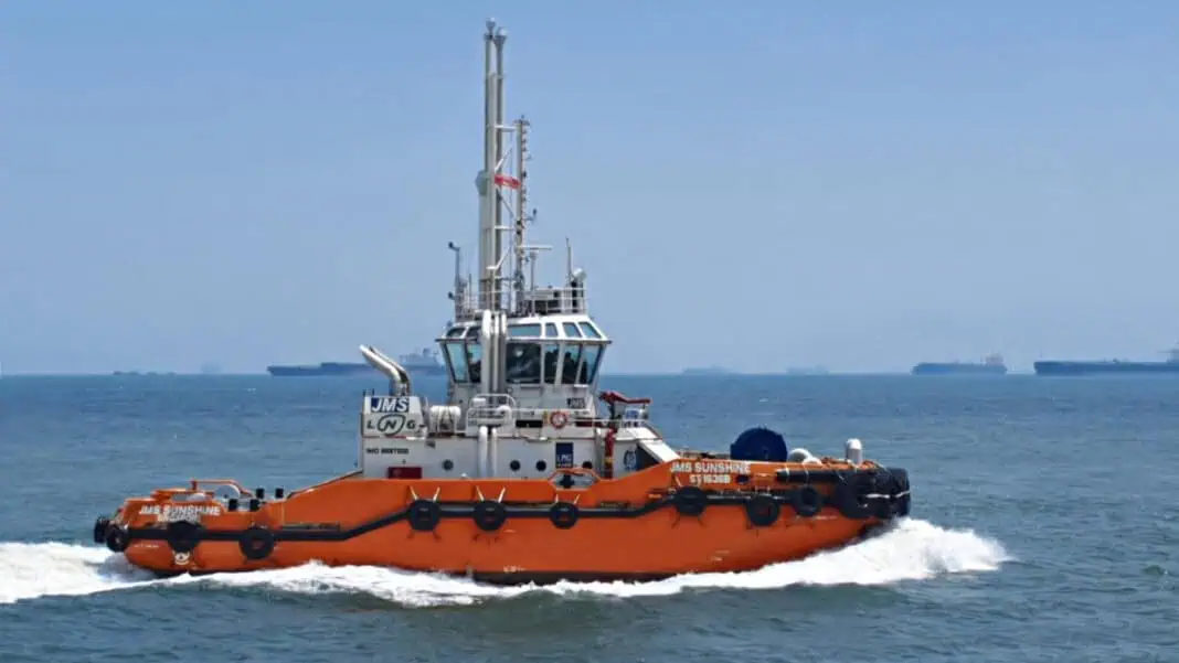 First LNG tugboat with hybrid system goes into operation in Singapore with mtu gas engines from Rolls-Royce