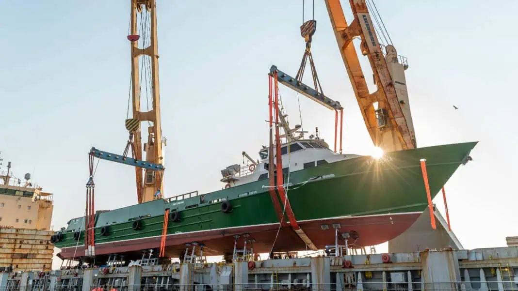 Swire Projects in partnership with Peters & May, have successfully completed a shipment of the YC Bora, a 53-meter fast support vessel