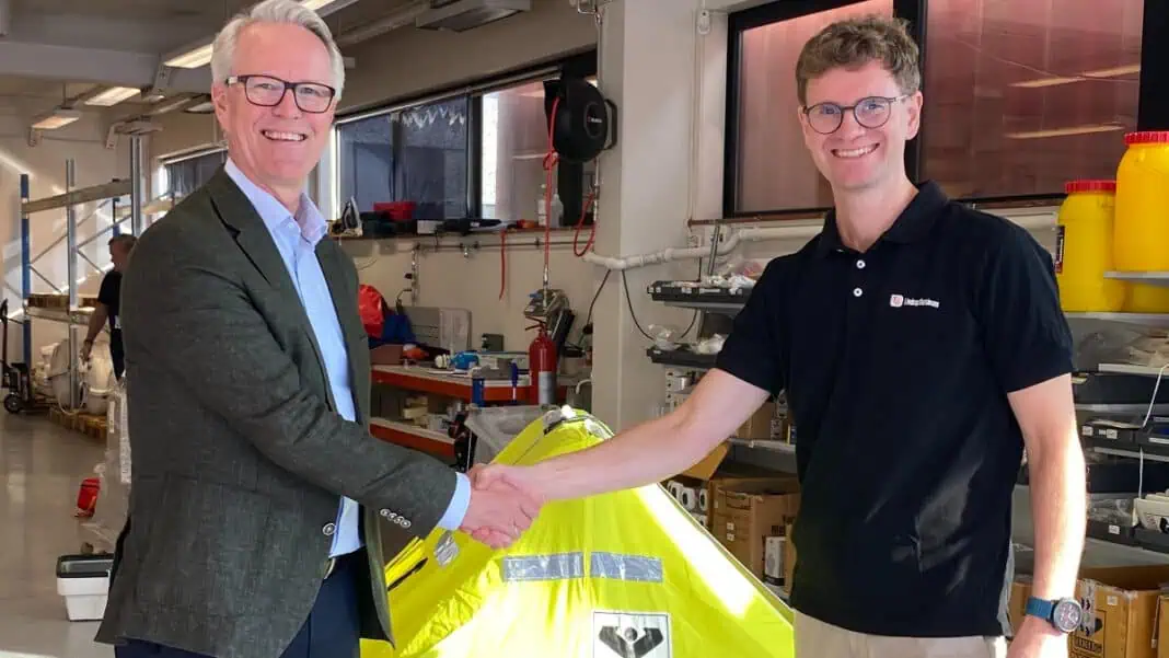 VIKING Life-Saving Equipment is expanding its network of owned service stations in Norway by acquiring the safety department of Tromsø-based company Lindrup Martinsen AS. The move will ensure VIKING can deliver even better service to customers in Northern Norway, as it expands its business in the region.