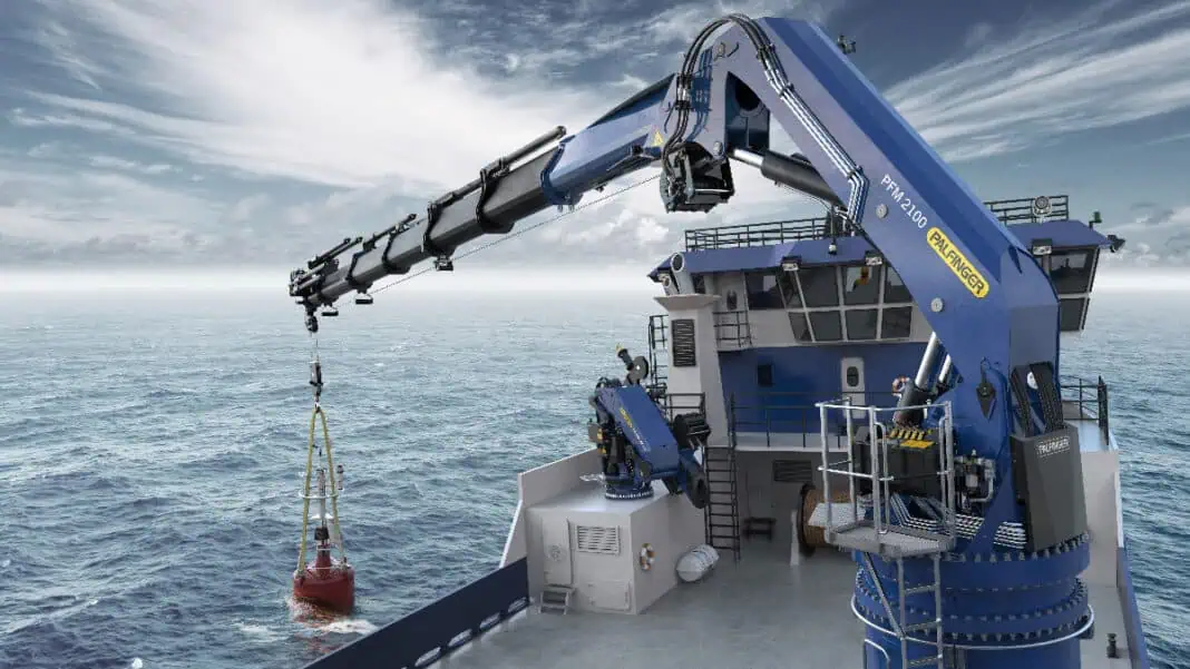 PALFINGER MARINE is launching a new heavy-duty foldable knuckle boom crane that is equipped with PALFINGER’s patented P-Profile.