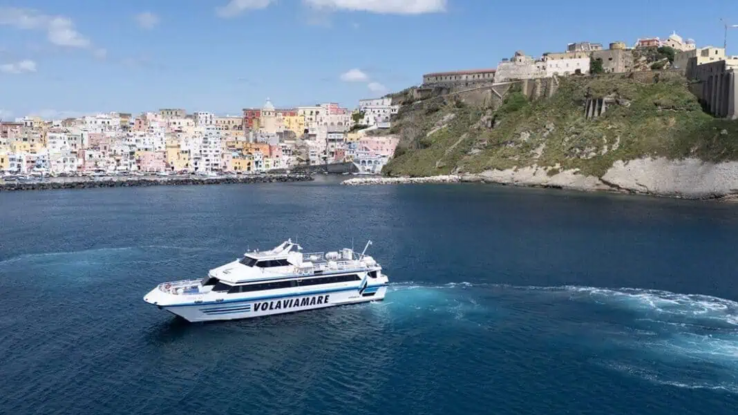 Volvo Penta Inboard Performance System with four Volvo Penta D13 engines has transformed a catamaran in the Gulf of Naples, improving efficiency and heightening the passenger experience. Giove Jet