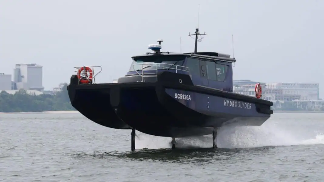 Yinson GreenTech unveiled the region’s first fully electric hydrofoil vessel, the Hydroglyder, at Offshore Energy Week (OSEA) 2024, held at Marina Bay Sands on 19 November.