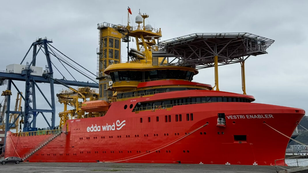 On Thursday, November 14, Edda Wind took delivery of Commissioning Service Operational Vessel (CSOV) “Vestri Enabler” from Gondan Shipbuilders, followed by a naming ceremony the next day, on Friday, November 15.