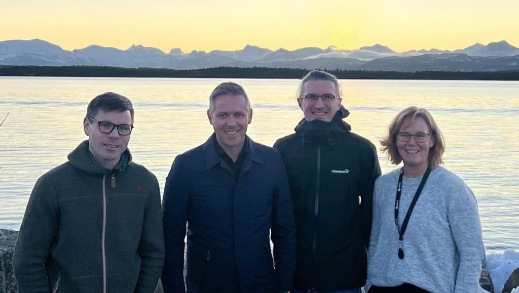 Motus Technology with their close collaboration with Kongsberg Maritime will deliver state-of-the-art cranes and handling equipment for the National Oceanographic and Atmospheric Administration (NOAA)