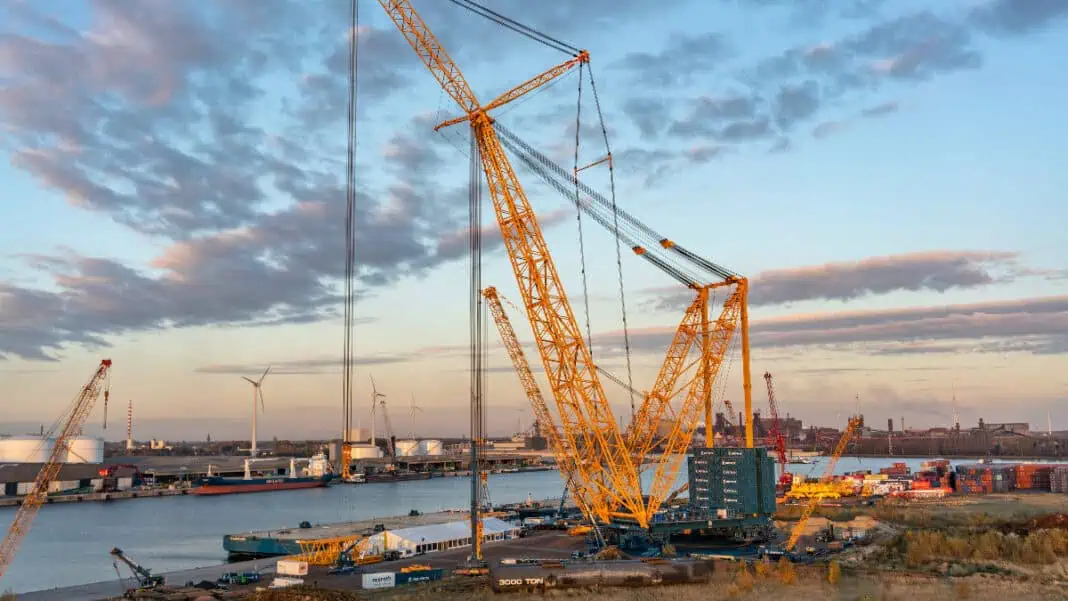 ugdock and Sarens have successfully secured funding from The Crown Estate through the initial round of its innovative Supply Chain Accelerator. This is match funding for a joint project by Tugdock and Sarens to develop a heavy lift Operations and Maintenance (O&M) hub at ABP’s port of Port Talbot in Wales.