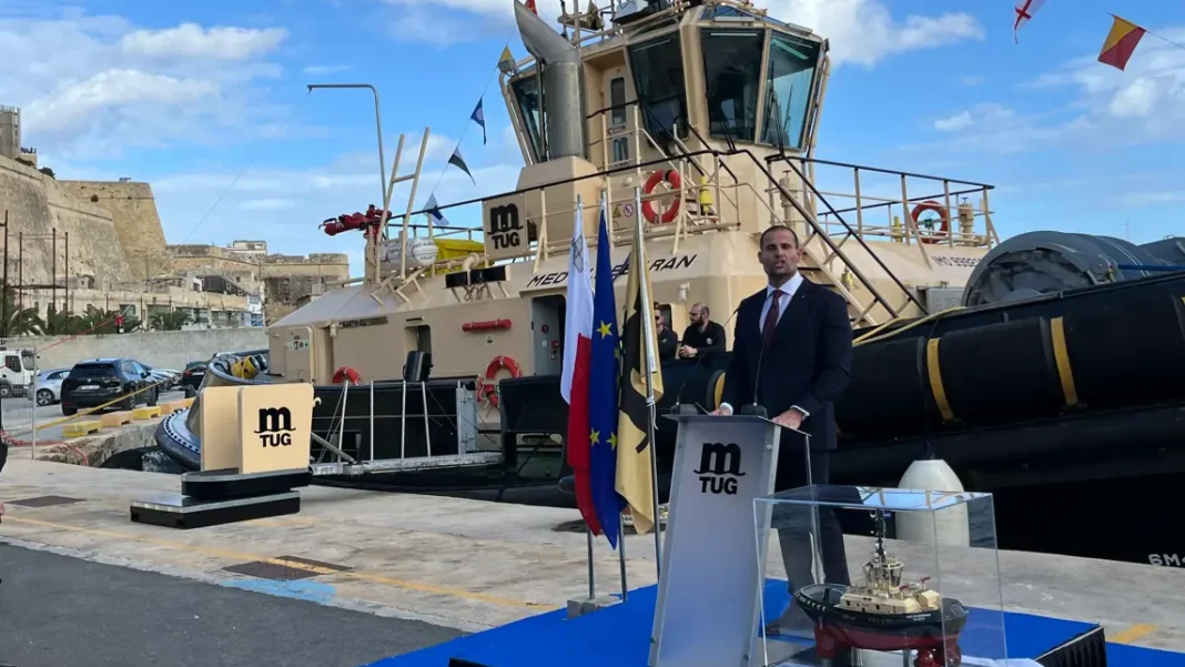 On December 4th, Tug Malta held a naming ceremony for its latest vessel, a Damen RSD Tug 2513, in Malta. During a celebration attended by the Prime Minister of Malta Robert Abela, the vessel was named Med Aldebaran. With more than 80 tonnes of bollard pull at its disposal, the new vessel will add significant strength to the company’s operations in Malta’s Port of Marsaxlokk.