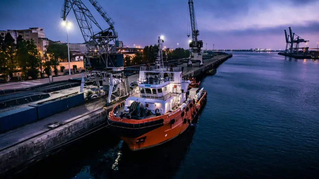 Seavium, an innovative French maritime startup, is thrilled to announce the successful completion of its first charter operation, marking a significant milestone in its journey. This inaugural project was conducted in partnership with Akrocean, a renowned leader in offshore monitoring, and showcases the power of collaboration within the French maritime ecosystem.