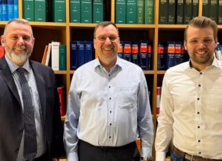 Lehmann Marine has signed a pivotal investment agreement with the Greek Sunlight Group, marking a major milestone in the evolution of sustainable energy solutions for the maritime industry. Sunlight Group, a member of the Olympia Group, brings over 30 years of expertise in the production of advanced lead-acid and lithium-ion batteries. As a global leader in motive power batteries for intralogistics, including electric forklifts and energy storage systems for on-grid, off-grid, and residential applications, Sunlight is ideally positioned to drive innovation in maritime battery technology.