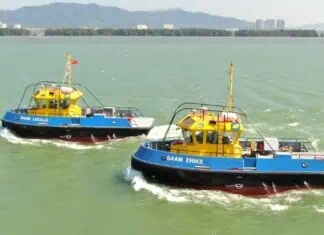 The new line handlers SAAM Lucille and SAAM Eriks joining SAAM Towage Canada's fleet were unloaded from the MV Jumbo at the Port of Vancouver on January 6th after completing their journey from Hong Kong.