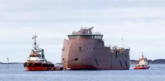 On 11 March 2025, the hull of Yard Number (Yno) 321, a state-of-the-art walk-to-work (W2W) vessel for BS Offshore, arrived at Ulstein Verft. This milestone marks the beginning of a new phase in the shipbuilding process, as the vessel moves into the outfitting and commissioning stage.