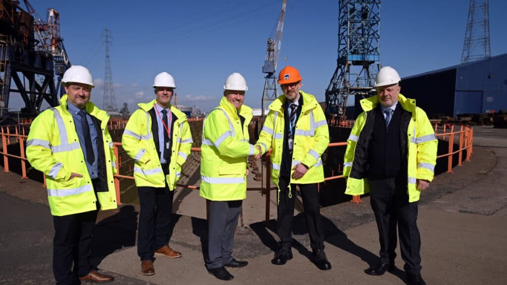 UK Docks, a leading provider of marine services, has agreed to a long-term lease on two additional dry docks on Teesside, marking a significant step in the revitalization of the historic Smith’s Dockyards site. This expansion will bring the massive former dockyards back to life under a single company, creating new jobs and boosting marine services on the River Tees.