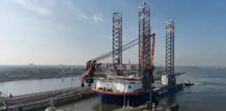 Van Oord’s offshore installation vessel Boreas has arrived in the Netherlands after a smooth voyage from China of almost 14,700 nautical miles. To reach its destination, the gigantic vessel had to navigate through the world's largest sea lock in IJmuiden, an impressive sight. Outfitting and finishing will take place in the Netherlands, where the vessel will be christened before embarking on its first offshore wind project.