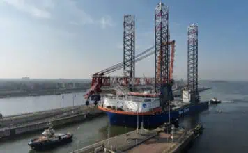 Van Oord’s offshore installation vessel Boreas has arrived in the Netherlands after a smooth voyage from China of almost 14,700 nautical miles. To reach its destination, the gigantic vessel had to navigate through the world's largest sea lock in IJmuiden, an impressive sight. Outfitting and finishing will take place in the Netherlands, where the vessel will be christened before embarking on its first offshore wind project.