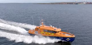 HamiltonJet Supporting Kewatec Serecraft SAR 17 Build for ICESAR's 6-Boat Project
