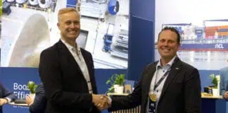 (Pictured left to right) Jan Øivind Svardal, CEO, Skarv with Mattias Hansson, Berg Propulsion at Norshipping last week