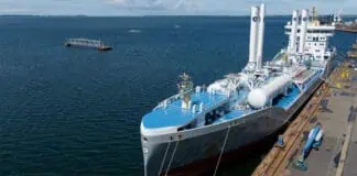 Econowind, the Dutch pioneer in wind-assisted propulsion technology, has secured a significant repeat order from leading Nordic tanker operator Terntank for eight additional VentoFoil units. This expansion brings the total commitment to 20 wind-assisted propulsion systems across five of Terntank's next-generation hybrid tankers.