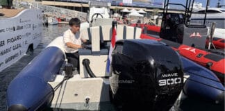 At the 2025 Monaco Energy Boat Challenge (MEBC), XNRG.tech, a subsidiary of Xtenders, brought its high-performance energyX 6.3 carbon RIB to the world stage — powered by ExploMar’s WAVE 300 electric outboard (300HP), making its official debut at this prestigious event and demonstrating its proven performance under real racing conditions.