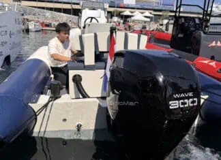 At the 2025 Monaco Energy Boat Challenge (MEBC), XNRG.tech, a subsidiary of Xtenders, brought its high-performance energyX 6.3 carbon RIB to the world stage — powered by ExploMar’s WAVE 300 electric outboard (300HP), making its official debut at this prestigious event and demonstrating its proven performance under real racing conditions.
