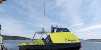Argeo, a leader in autonomous offshore survey solutions, has made maritime history as the first commercial operator of Henriksen's SOLUS launch and recovery system (LARS) for unmanned surface vehicles (USVs). This cutting-edge technology enables safe USV operations in challenging sea states, significantly expanding the operational window for uncrewed offshore surveys.