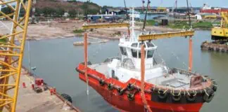 , the Coastal Sustainability Alliance (CSA), led by Kuok Maritime Group (KMG), has successfully launched Singapore’s first fully electric tugboat (E-Tug) at PaxOcean’s Batam shipyard.