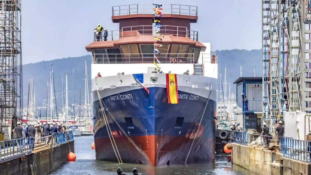 Freire Shipyard successfully launched the new research vessel, Anita Conti, designed for the French Oceanographic Fleet and operated by Ifremer French research institute entirely dedicated to ocean knowledge). This remarkable event marks a significant step in advancing oceanographic research and pays homage to Anita Conti, the first female oceanographer in France, known for her groundbreaking contributions to marine studies. Anita Conti's legacy is not just a symbol of women's pivotal role in the scientific community, but a reminder of the ongoing necessity for diverse perspectives in ocean exploration.