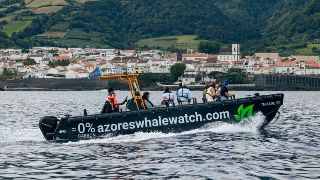 ExploMar, a leader in marine electric propulsion, today announced its WAVE 300 outboard system is the driving force behind TERRAZUL EVØ, Portugal’s first high-performance electric boat dedicated to sustainable maritime tourism. Designed and built by Dutch HDPE boat specialists Tideman Boats, the vessel is now operational in the Azores Islands under the stewardship of TERRA AZUL™, renowned for its eco-conscious whale watching experiences.