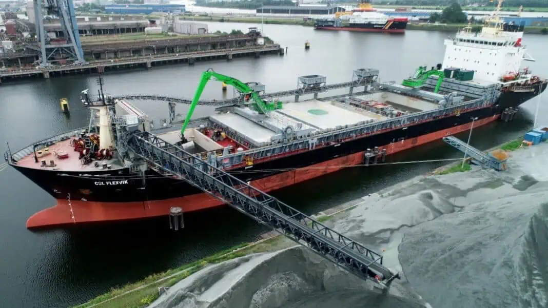 The CSL Group (“CSL”), a global leader in marine dry-bulk shipping, today announced the deployment of its newest vessel, the MV CSL Flexvik. This state-of-the-art, 18,003 DWT hybrid self-unloading vessel has entered service to support complex marine construction projects and aggregate logistics across Europe, marking a significant enhancement to CSL’s versatile fleet.