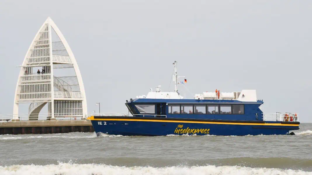 AG Reederei Norden-Frisia is further expanding its fast island transport fleet. Following the commissioning of the Fast Ferry Inselexpress 2 in May, the company has now ordered the construction of the Inselexpress 3.