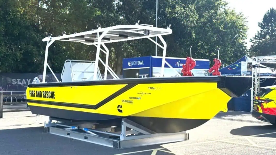 WMD, in partnership with Aluminium Marine Consultants (AMC), has unveiled an 8-metre, 40-knot rapid response vessel at The Emergency Services Show in Birmingham.
