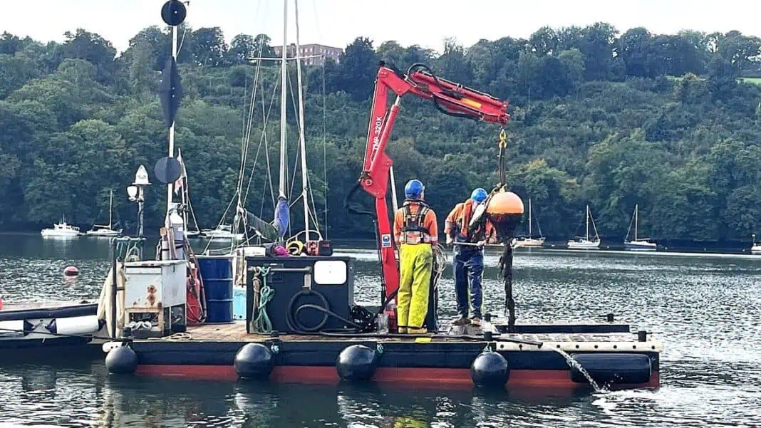 Dart Harbour, a UK trust port and statutory harbour authority, has taken delivery of a brand-new hydraulic knuckle boom crane, supplied by Marine Cranes, Southampton, as part of its ongoing investment in maintaining and improving harbour operations.