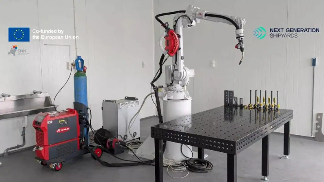 Shipyard Next Generation Shipyards, based in Lauwersoog, has taken an innovative step toward further automation of its production process. With the acquisition of an advanced welding robot, the company aims to make its operations not only more efficiënt but also more sustainable and safer. The investment is partly supported by a subsidy of € 80.000 from the JTF fund program “MKB Digitization and Robotization.”