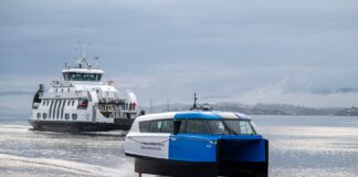 Candela P-12 Proves Long-Distance Capability of Electric Foiling Vessels Electric passenger vessels have taken a major step beyond short, fixed routes. The Candela P-12 electric foiling vessel, has completed a record-setting voyage from Sweden’s west coast to Oslo, demonstrating that long-range electric transit can be achieved without dedicated charging infrastructure.