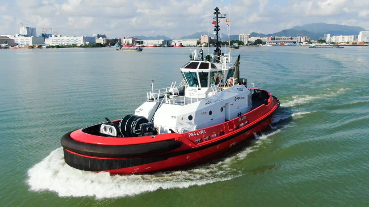 Cheoy Lee 30m Z-Tech Tug 1200Cheoy Lee 30m Z-Tech Tug