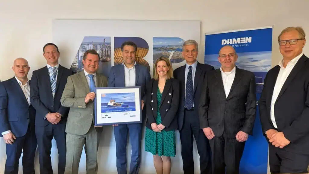 From left to right: Jelle Brantsma (Specialized Vessels Director, Damen), Ross Shergold (Technical Manager, UK Dredging), Mark Pearson (General Manager, UK Dredging), Joppe Neijens (Sales Manager, Damen), Maxine Waddington (Senior Legal Counsel, Associated British Ports), Paul Bristowe (Chief of Staff, Associated British Ports), Mijndert Wiesenekker (Sales Director, Damen), Olivier Marcus (Product Director, Damen)