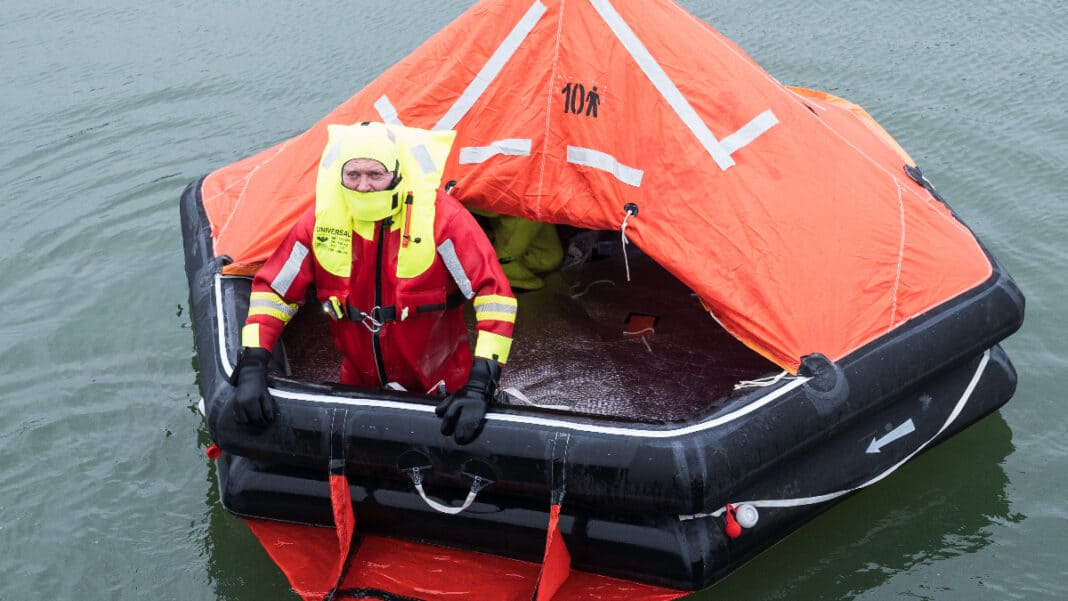 VIKING Life-Saving Equipment, a leading provider of maritime safety solutions, has launched the VIKING YouSafe ™ Crest immersion suit as a standardised offering designed to deliver up to six hours of thermal protection in cold-water conditions for fleets operating under US Coast Guard jurisdiction.