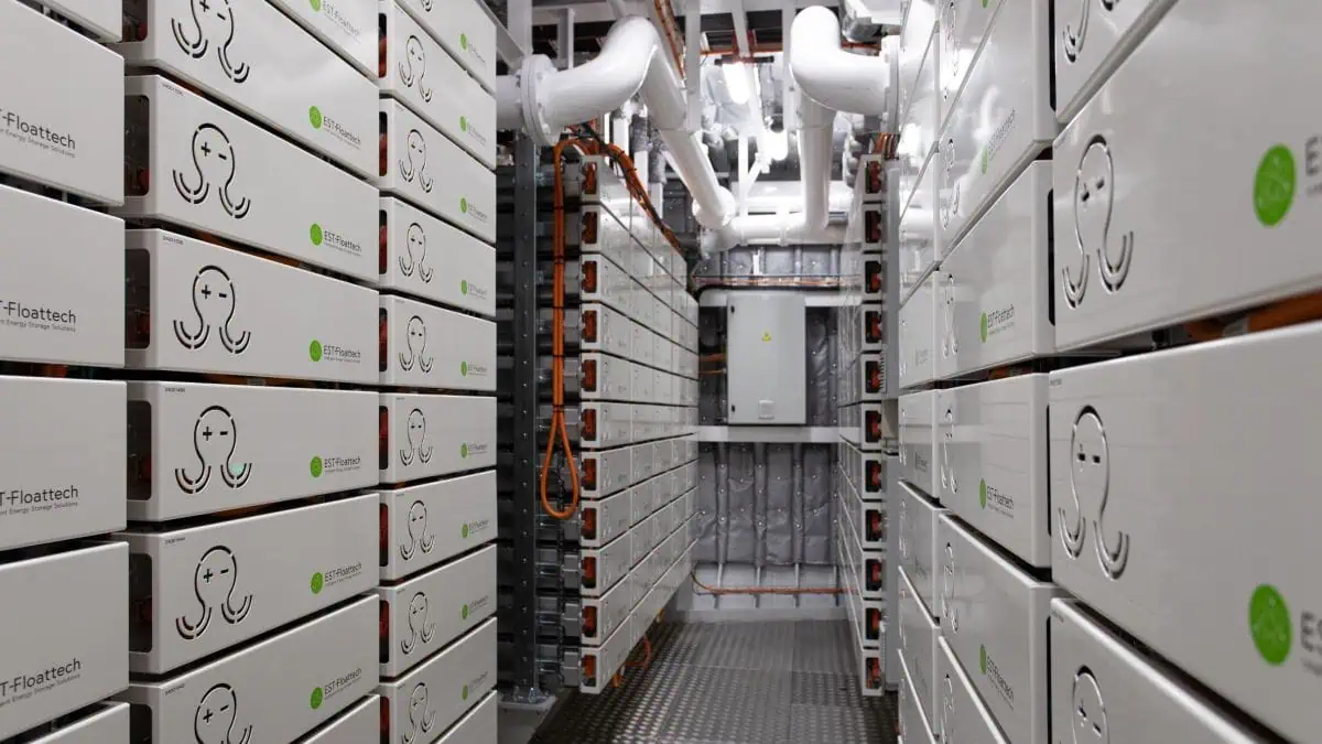 EST-Floattech has announced the successful delivery and commissioning of its maritime battery systems aboard three new vessels built by Baltic Workboats for the Port of Klaipėda, including the fully electric waste tanker RASA and two electric-hybrid pilot boats.