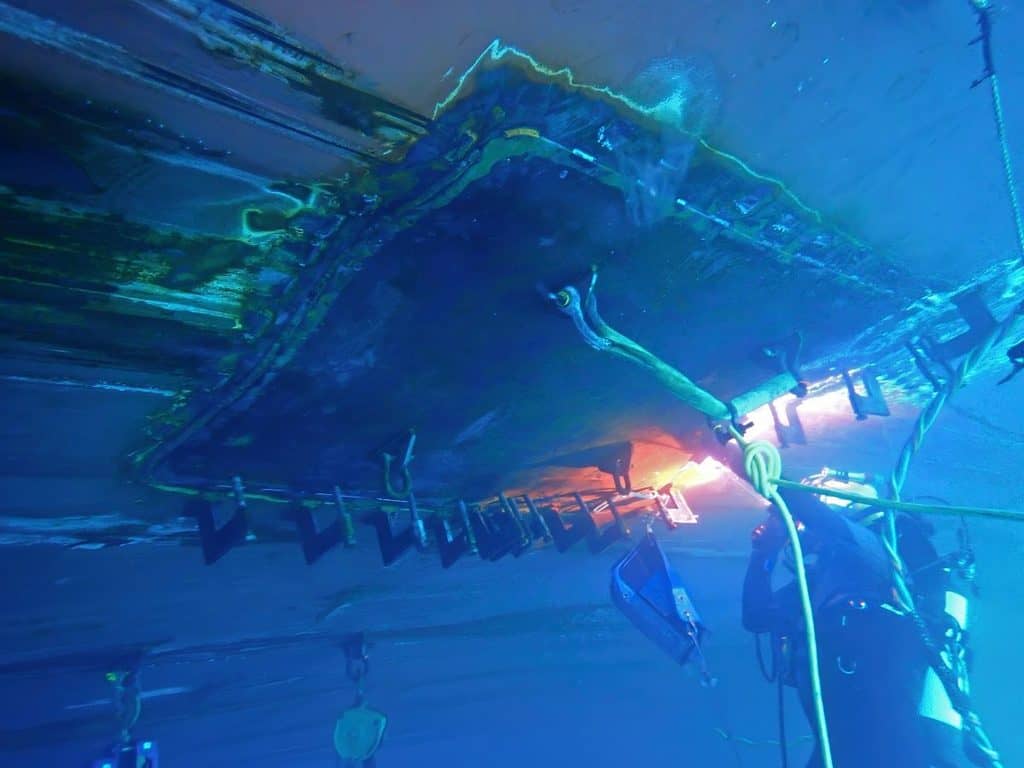 Hydrex diver performing underwater welding in Oman