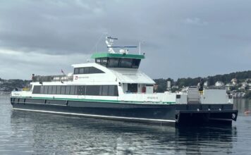 Norwegian ferry operator Rødne Trafikk has taken delivery of the new all-electric car and passenger ferry Rygerlys from Oma Baatbyggeri AS in Stord. The 46-metre all-electric combi-catamaran will operate on the Lauvik–Lysebotn route under a 10-year contract with Kolumbus.