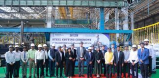Cochin Shipyard Limited (CSL) and Svitzer have marked the start of construction of four advanced battery-electric tugs with a formal steel-cutting ceremony at CSL’s shipyard in India. The vessels are part of a series of four next-generation TRAnsverse 2600e battery-electric tugs being built by CSL for Svitzer under a shipbuilding agreement signed in December 2025.